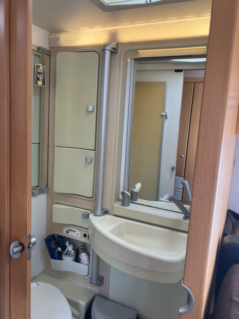 Кемпер HYMER / ERIBA Ducato , снимка 7 - Каравани и кемпери - 52347019