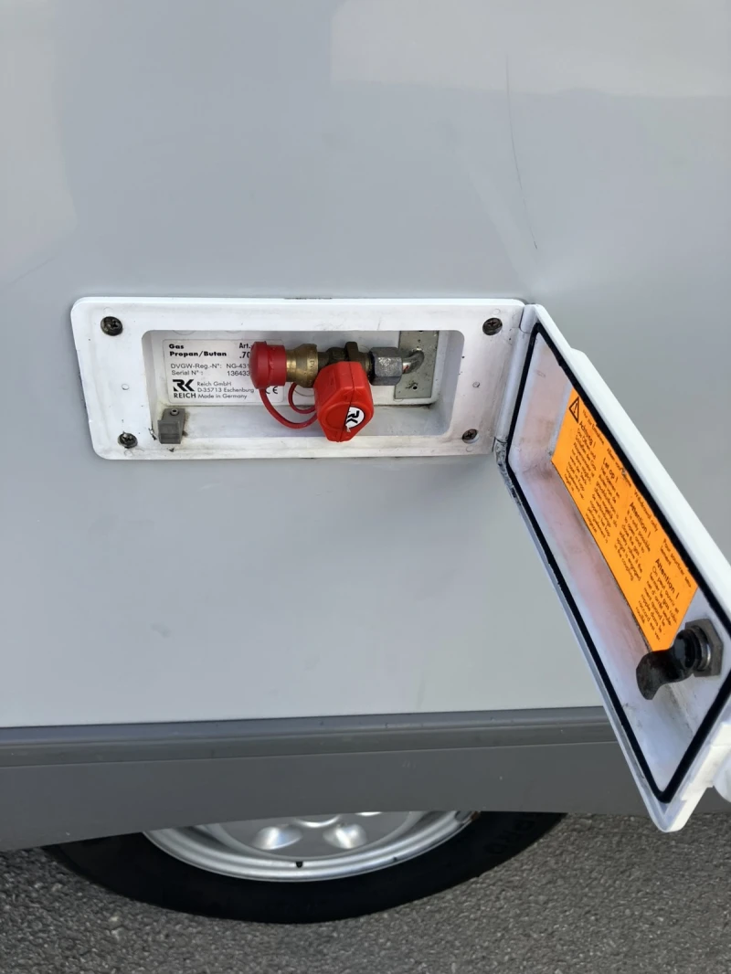 Кемпер HYMER / ERIBA Ducato , снимка 13 - Каравани и кемпери - 52347019