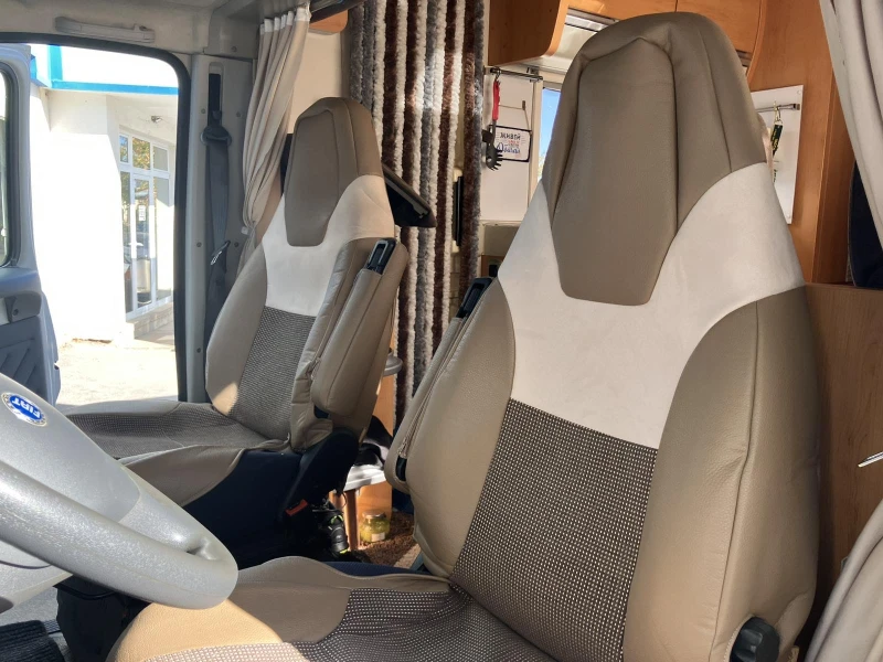 Кемпер HYMER / ERIBA Ducato , снимка 9 - Каравани и кемпери - 52347019