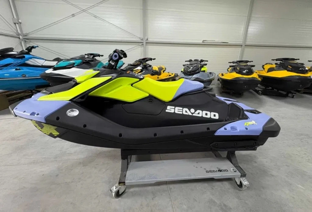 Джет Bombardier Sea Doo Spark Trixx Нов ! - изображение 2