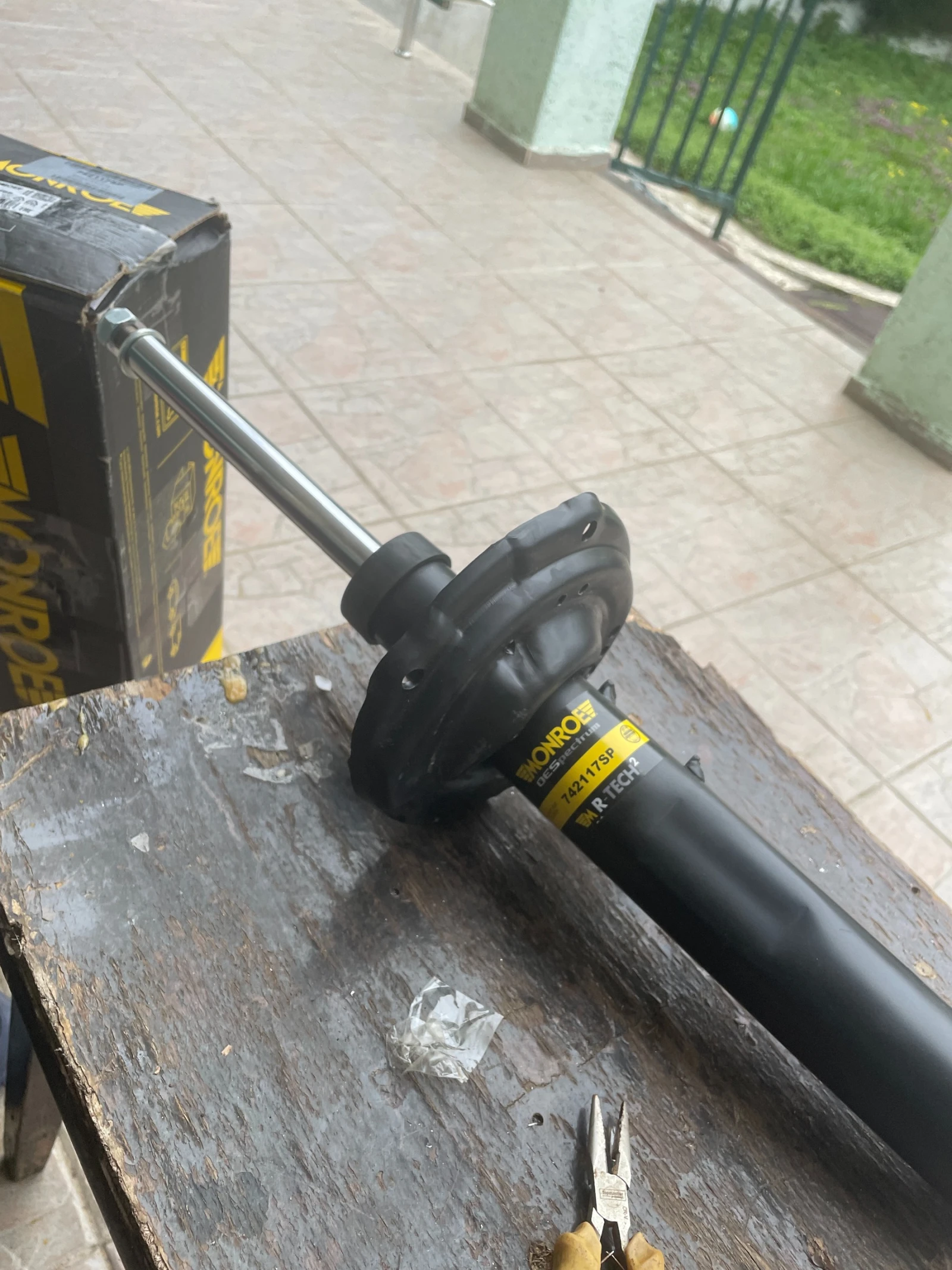 ���� ����������� MONROE | Mobile.bg � ����������� 4