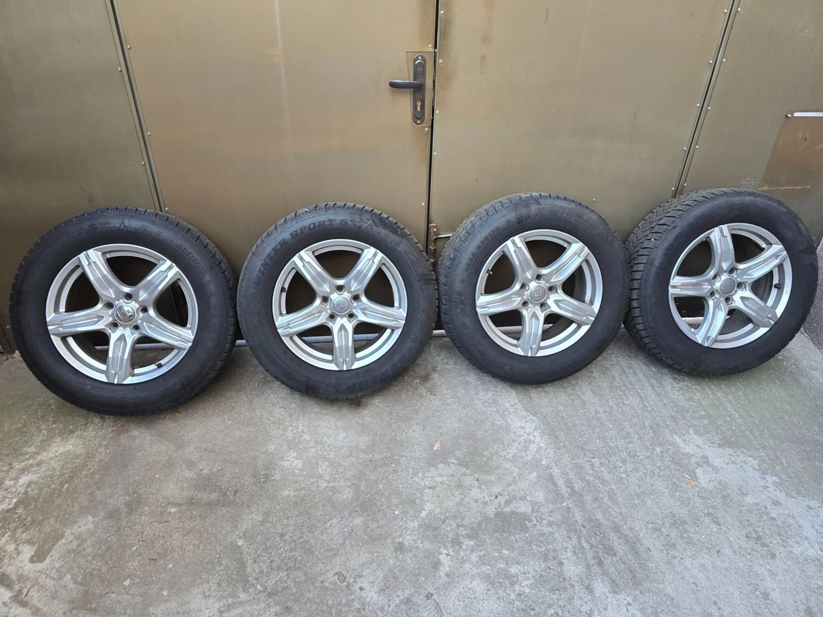 Гуми с джанти Dunlop 225/65R17