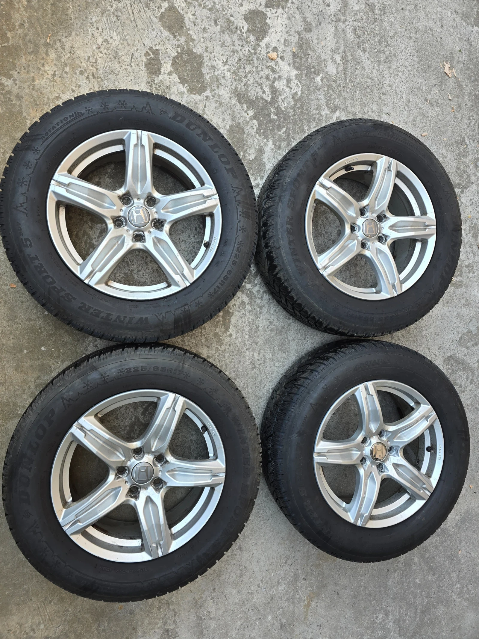 Гуми с джанти Dunlop 225/65R17, снимка 3 - Гуми и джанти - 56012375