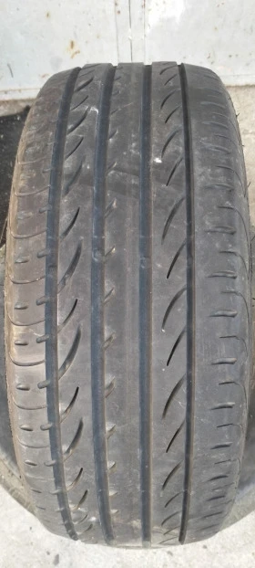 Гуми Летни 205/45R17, снимка 1 - Гуми и джанти - 41605030