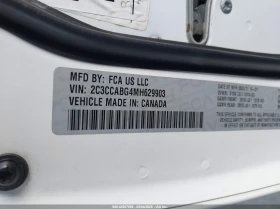 Chrysler 200 3.6L V-6 DOHC, VVT, 300HP Rear Wheel Drive, снимка 9