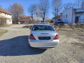 Mercedes-Benz C 220 2.2cdi навигация елеганс отличен, снимка 7