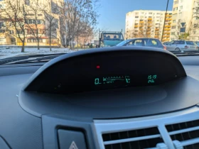 Toyota Yaris, снимка 17