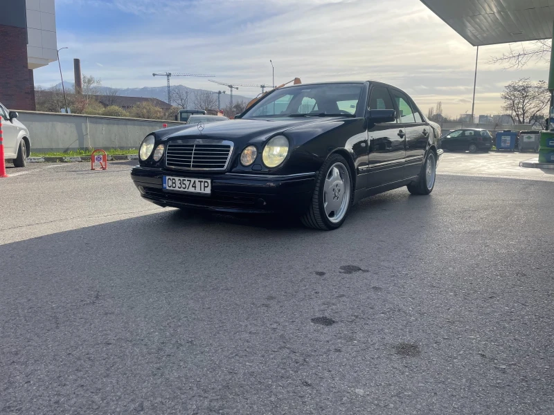 Mercedes-Benz E 50 AMG AMG, снимка 1 - Автомобили и джипове - 48105394