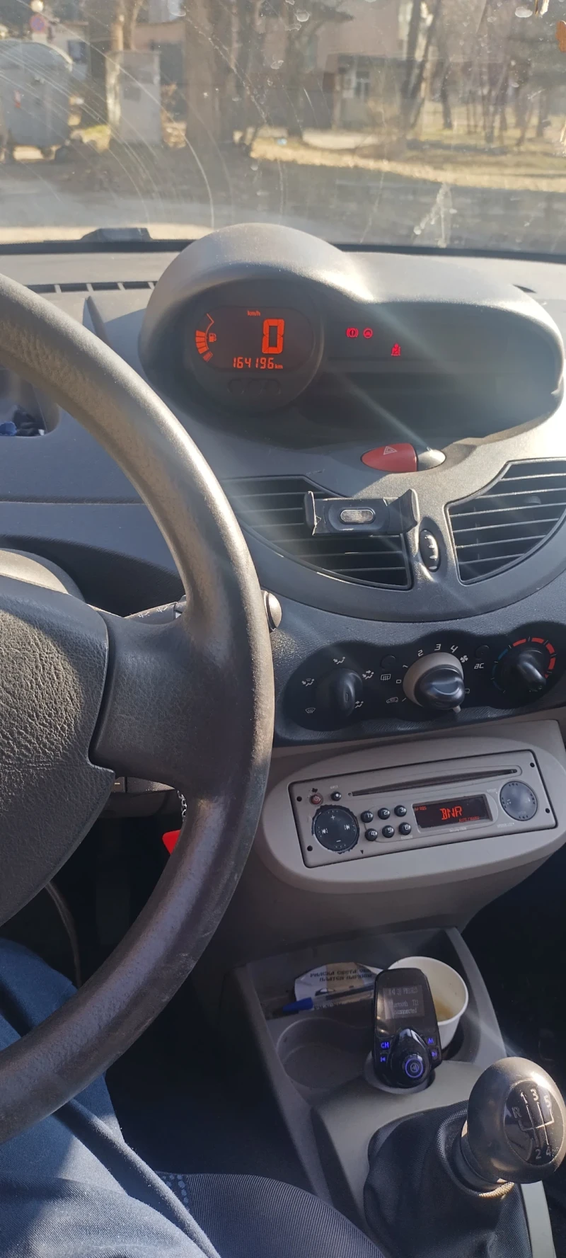 Renault Twingo, снимка 6 - Автомобили и джипове - 48555507