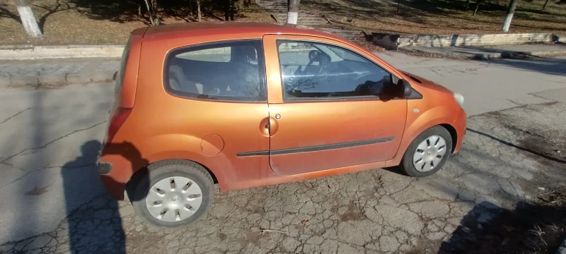 Renault Twingo, снимка 2 - Автомобили и джипове - 48555507