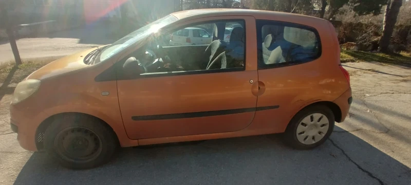 Renault Twingo, снимка 1 - Автомобили и джипове - 48555507