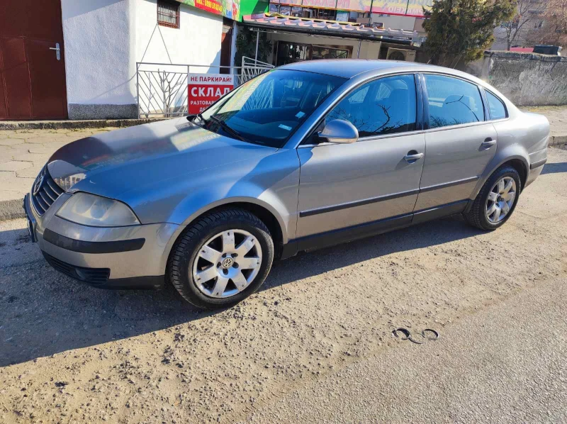 VW Passat, снимка 5 - Автомобили и джипове - 49422590