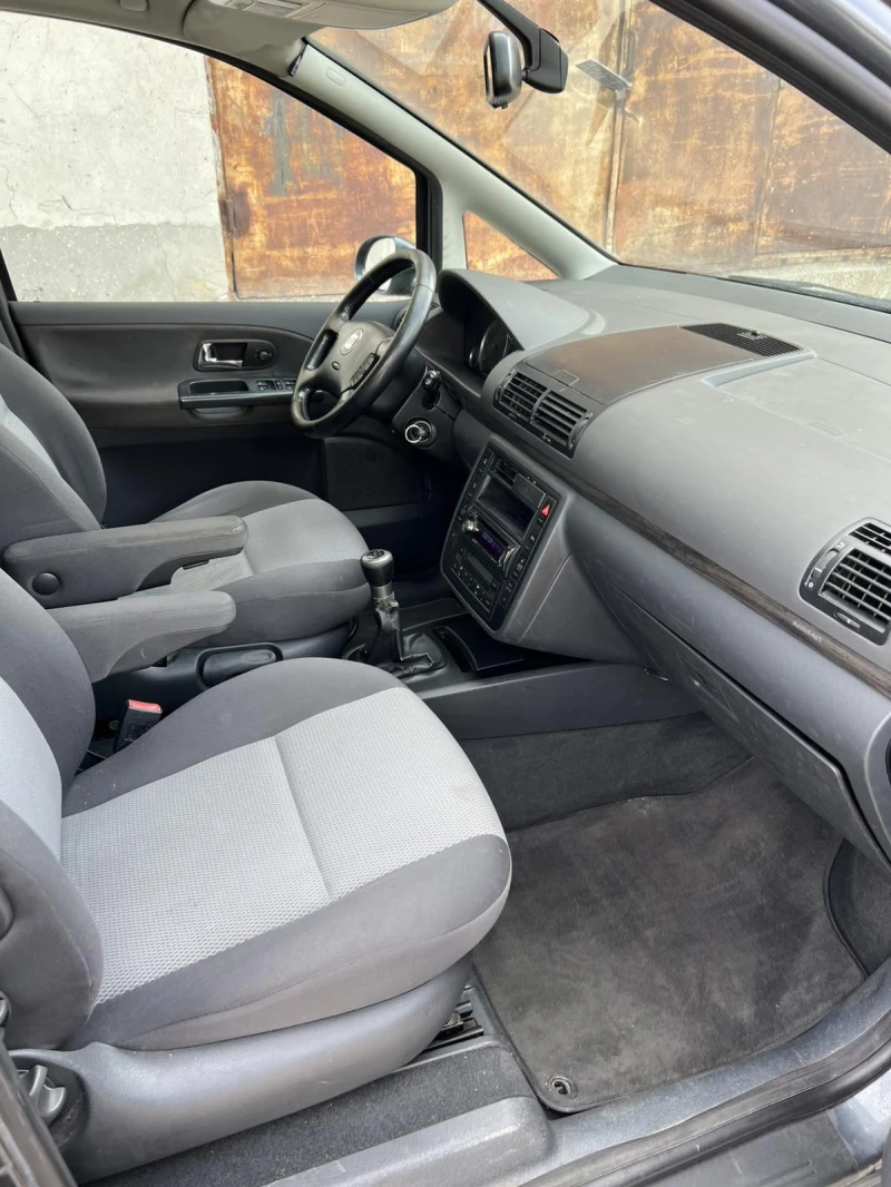 Seat Alhambra 1.9 4x4, снимка 14 - Автомобили и джипове - 49544035