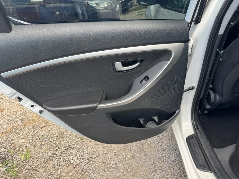 Hyundai I30 LED* 1.4 bi fuel 99hp* KLIMA* 9.2013г* ЕВРО 5в, снимка 8 - Автомобили и джипове - 51182507