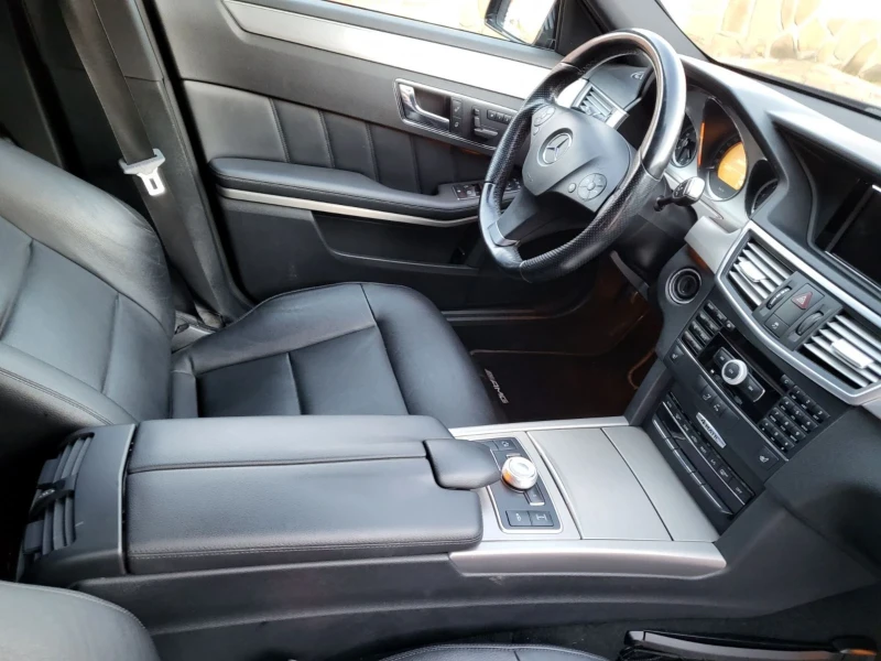Mercedes-Benz E 350 CDI 4-matic AMG , снимка 13 - Автомобили и джипове - 52700556