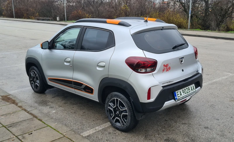 Dacia Spring Comfort Plus 27 kWh 45 к.с., снимка 5 - Автомобили и джипове - 52868142