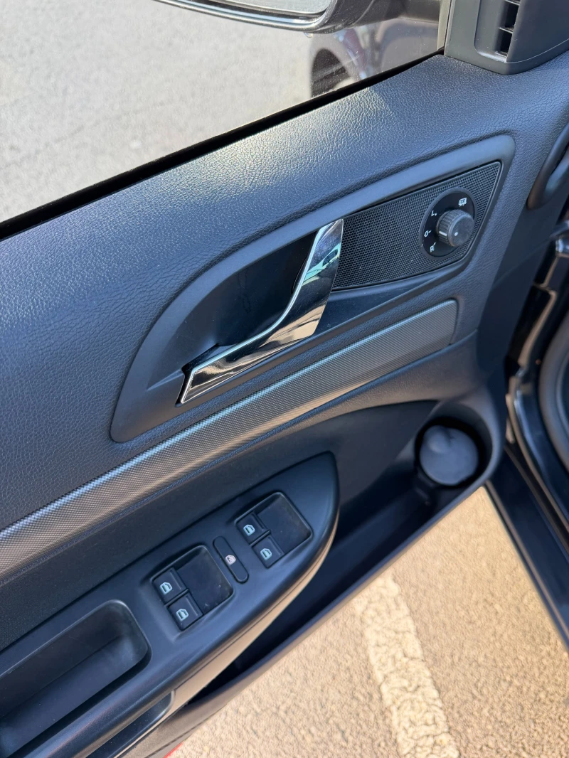 Skoda Octavia, снимка 16 - Автомобили и джипове - 53111337