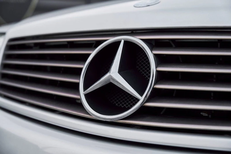 Mercedes-Benz SL 500, снимка 8 - Автомобили и джипове - 53247408