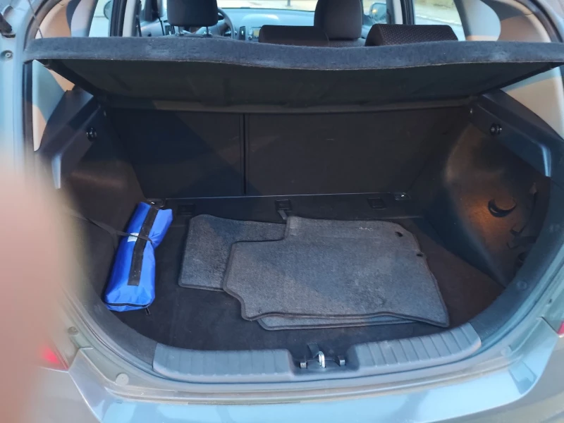 Hyundai I30 ПЕРФЕКТЕН , снимка 9 - Автомобили и джипове - 53458526