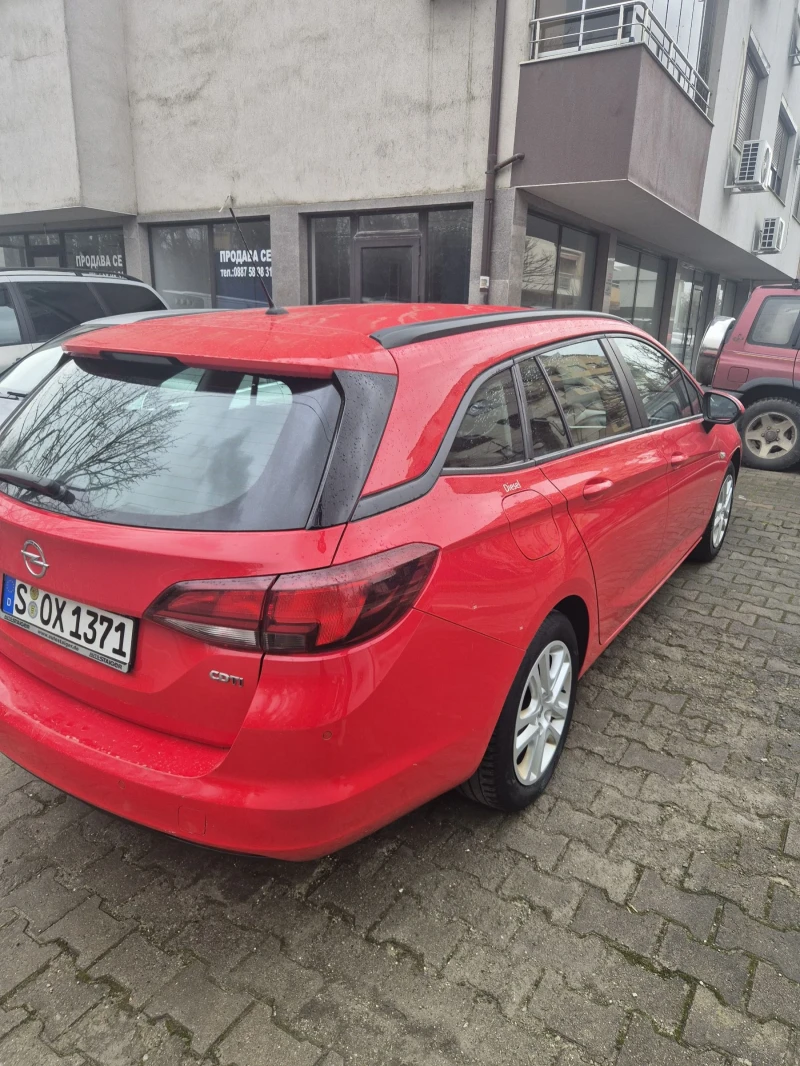 Opel Astra Комби, снимка 5 - Автомобили и джипове - 53501277