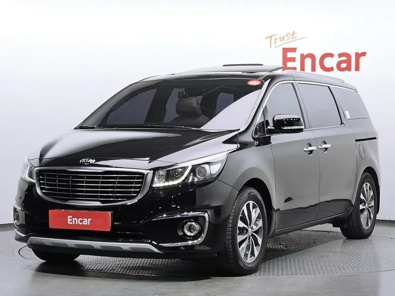 Kia Carnival 9-SEATER LUXURY
