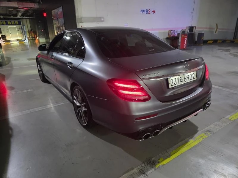 Mercedes-Benz E 53 AMG ЛЮК* МАСАЖ* HUD* 360* KEYLESS* КРАЙНА ЦЕНА, снимка 5 - Автомобили и джипове - 55271890