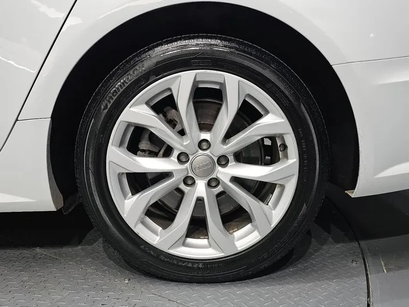 Audi A6 2.0 TFSI Quattro - САМО 30% АВАНС, снимка 5 - Автомобили и джипове - 56293610