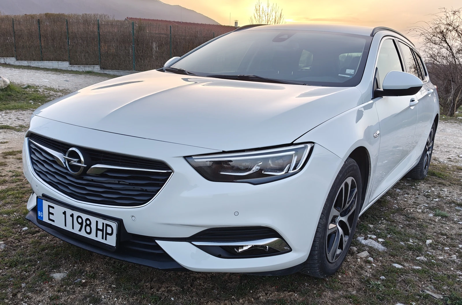 Opel Insignia EXCLUSIVE 1.6 CDTI  (136) Aвтомат Apple Car - изображение 2