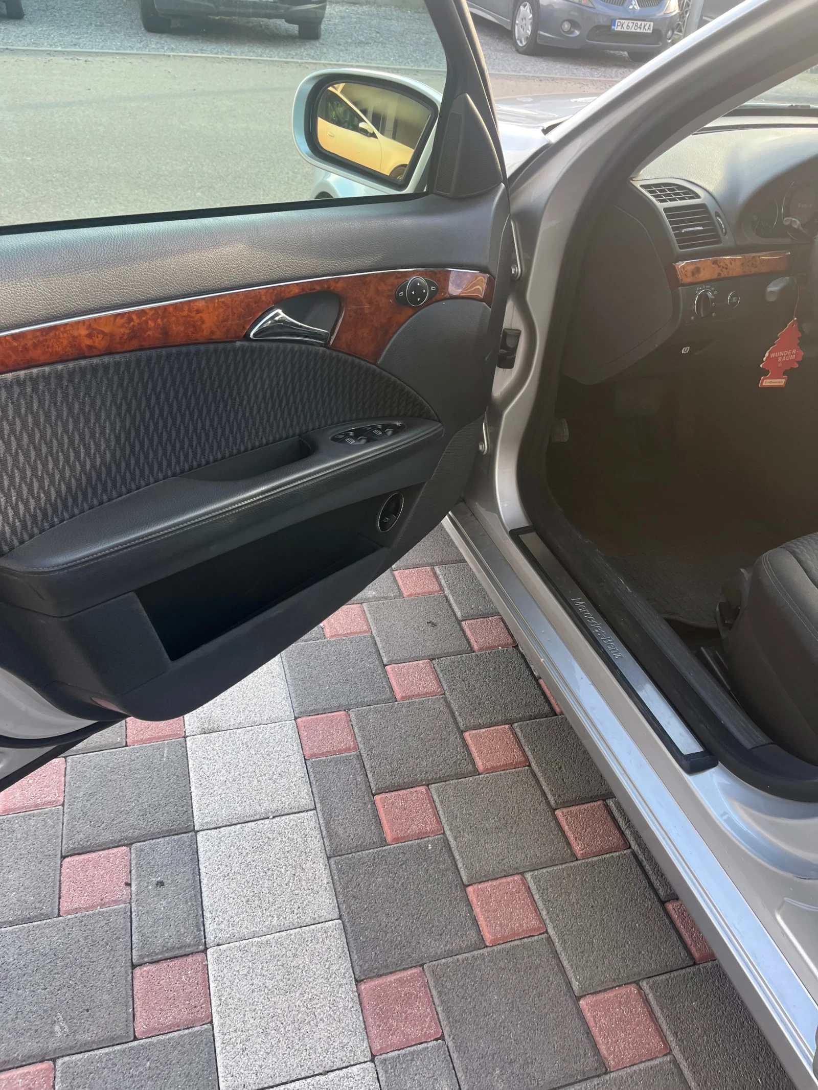 Mercedes-Benz E 320 Mercedes Benz E320 - изображение 8