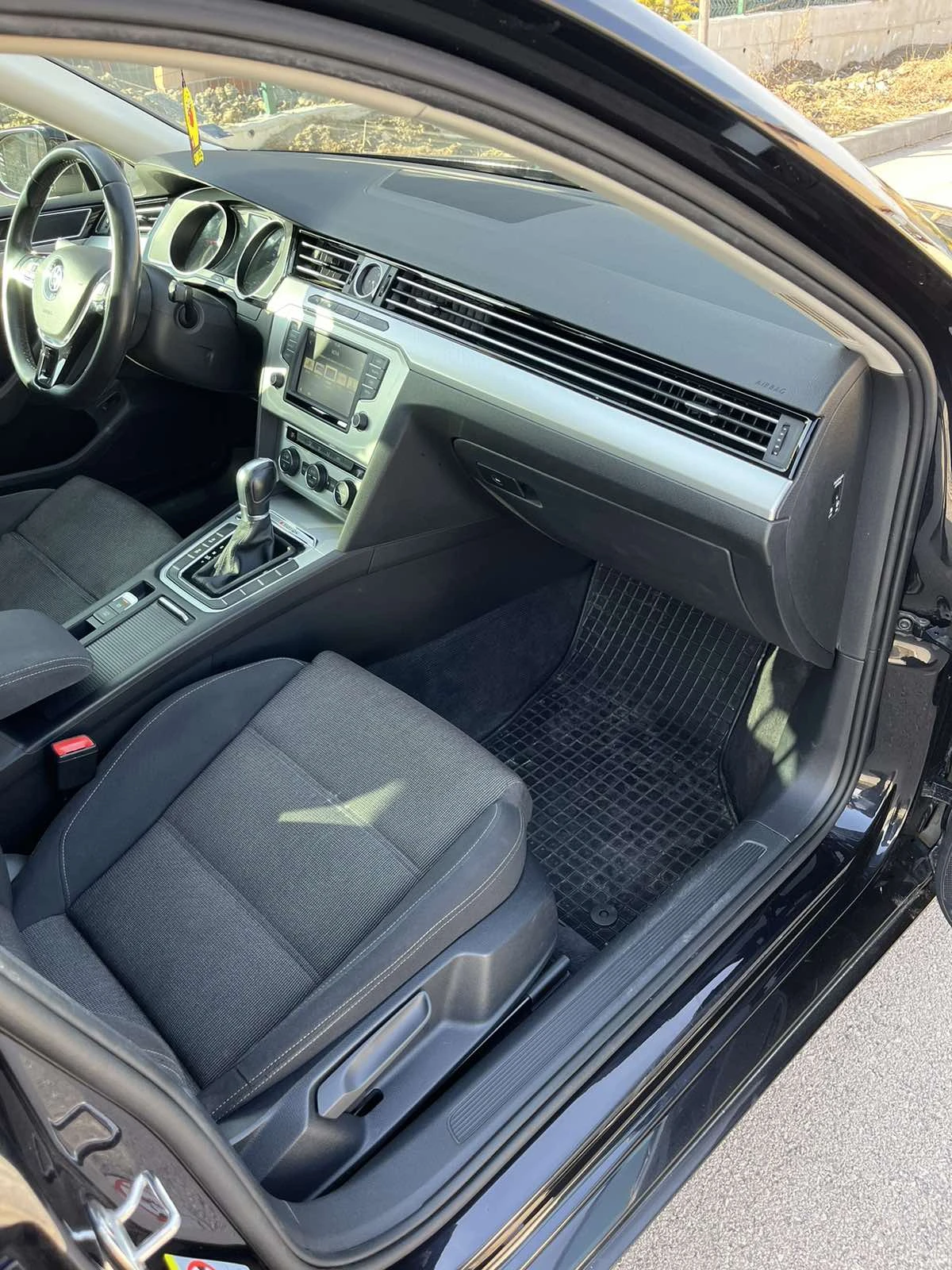 VW Passat 4MOTION, 190hp, ACC - изображение 9