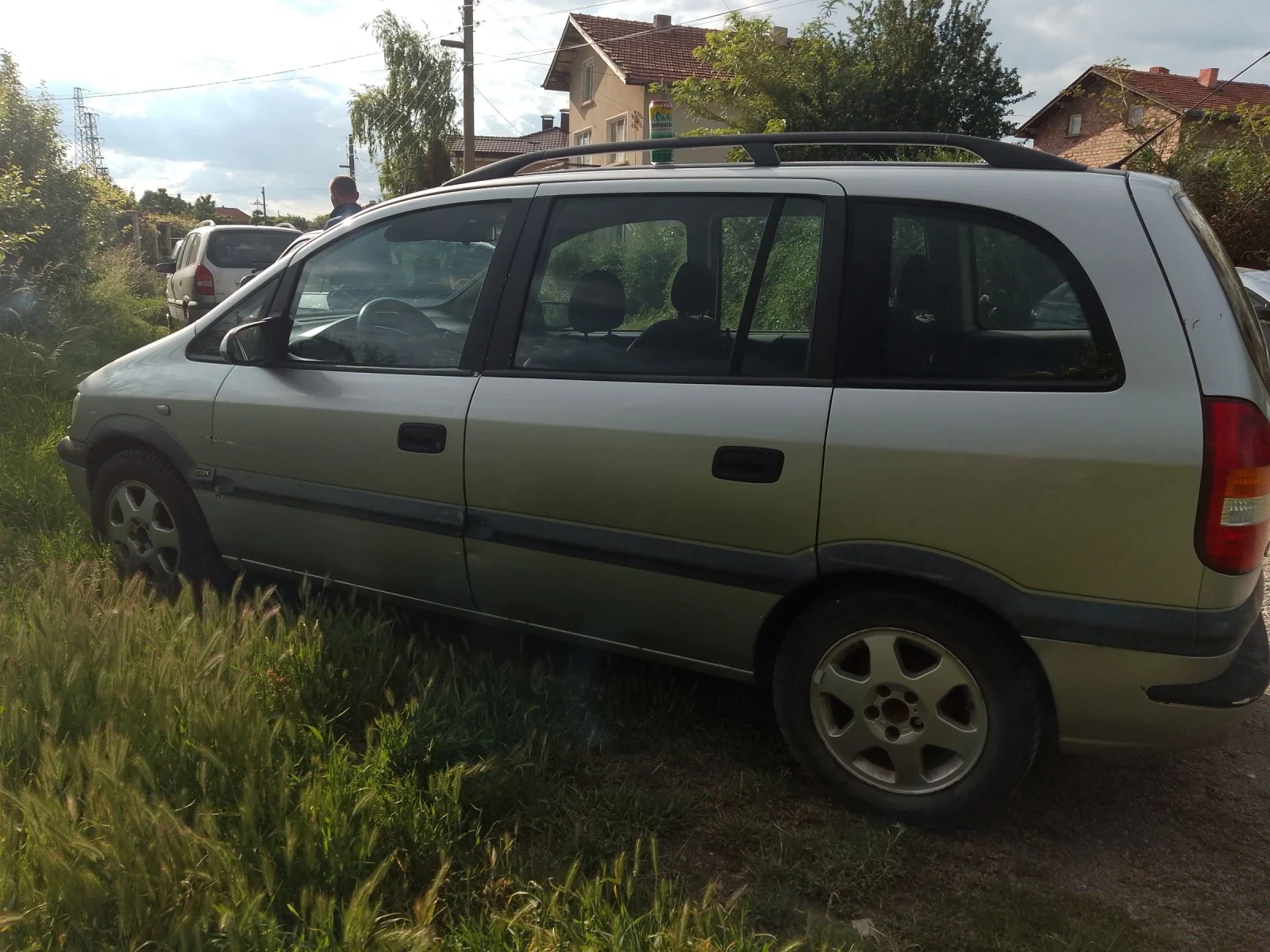 Opel Zafira  - изображение 4