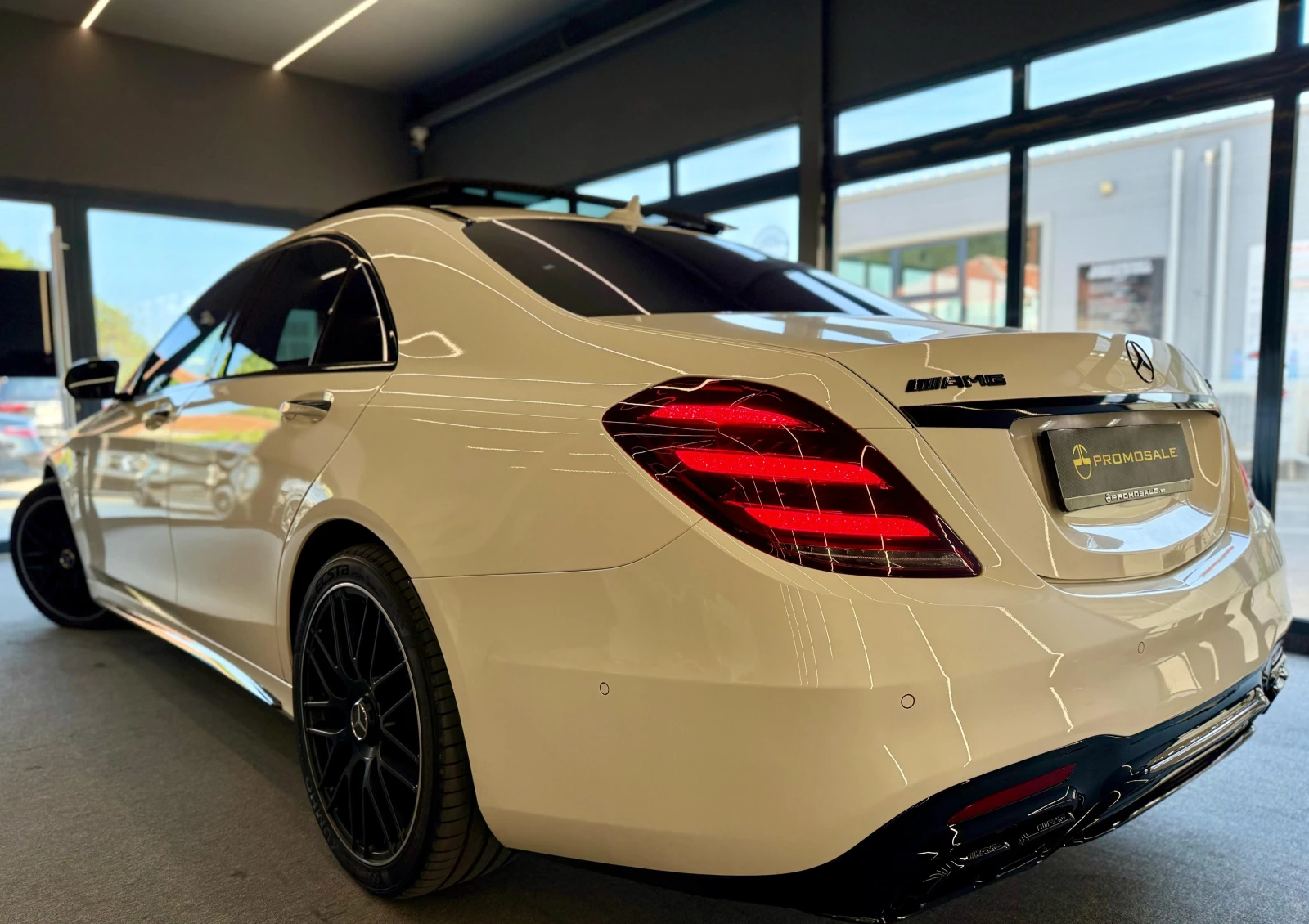 Mercedes-Benz S 560 AMG 63 pack* 4М* Panorama* Burm* ЛИЗИНГ* Обдухване - изображение 4