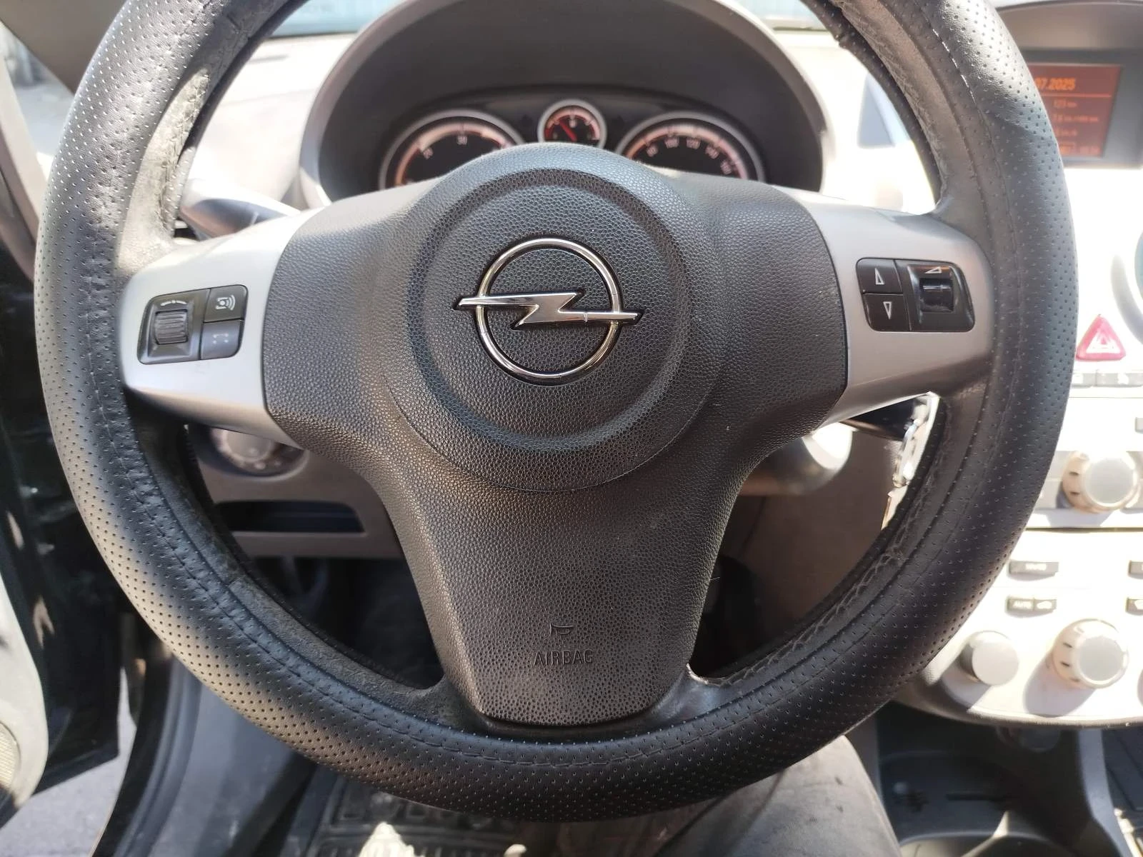Opel Corsa 1.3 CDTI - изображение 8