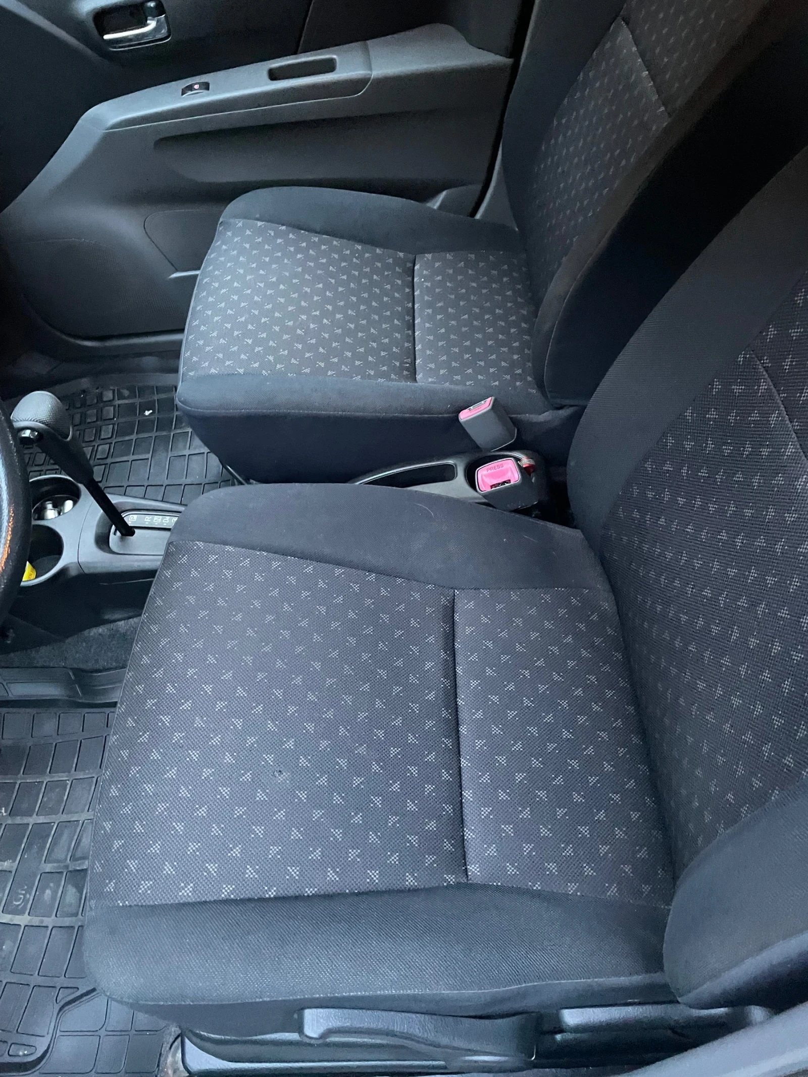 Daihatsu Cuore Daihatsu Cuore VII L276 1.0 MT 69 к.с. 5 врати - изображение 9