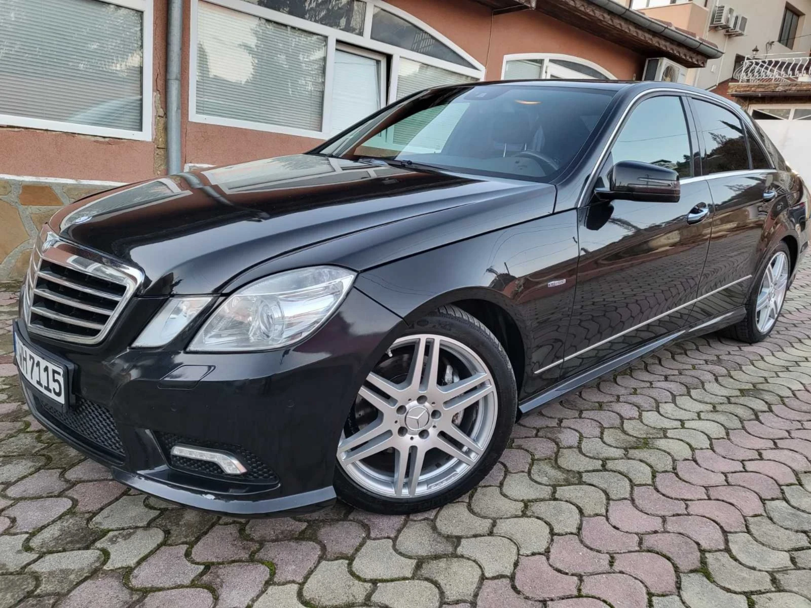 Mercedes-Benz E 350 CDI 4-matic AMG  - изображение 9