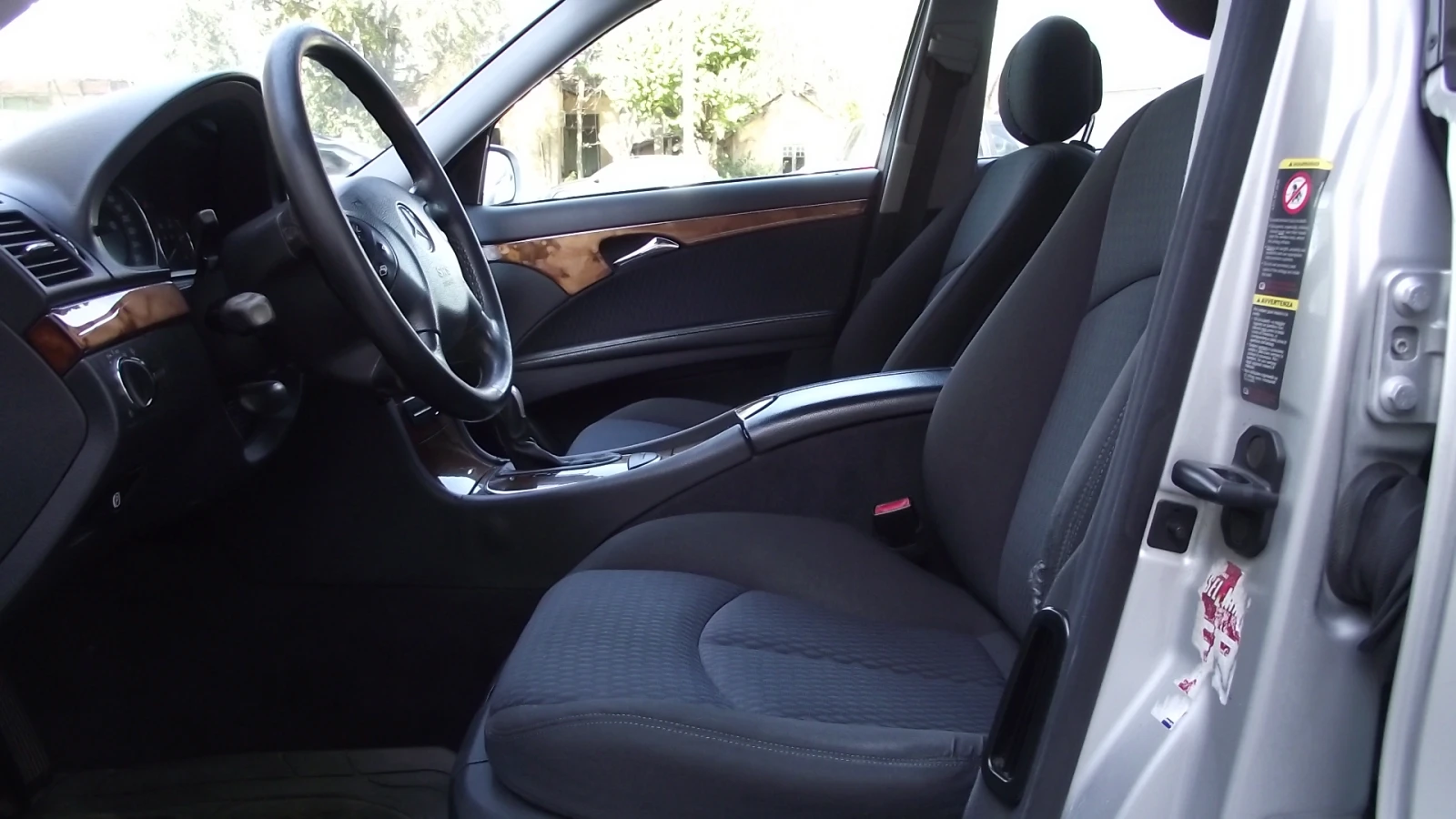 Mercedes-Benz E 270 2.7.d.177.k.c.NAVI.TV.DVD. | Mobile.bg — изображение 13