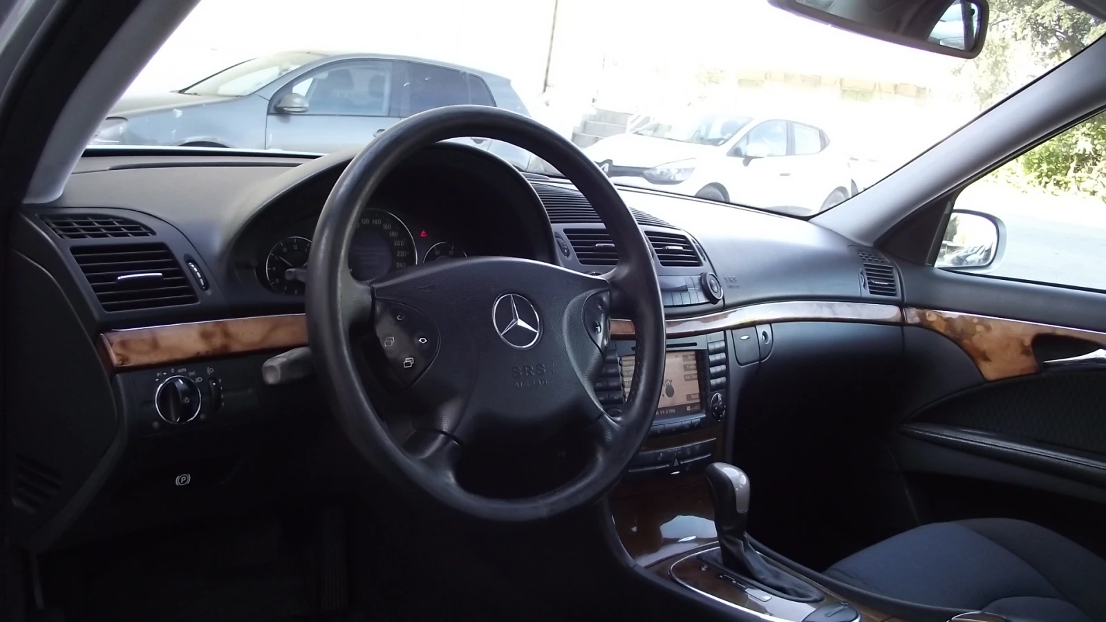 Mercedes-Benz E 270 2.7.d.177.k.c.NAVI.TV.DVD. | Mobile.bg — изображение 11