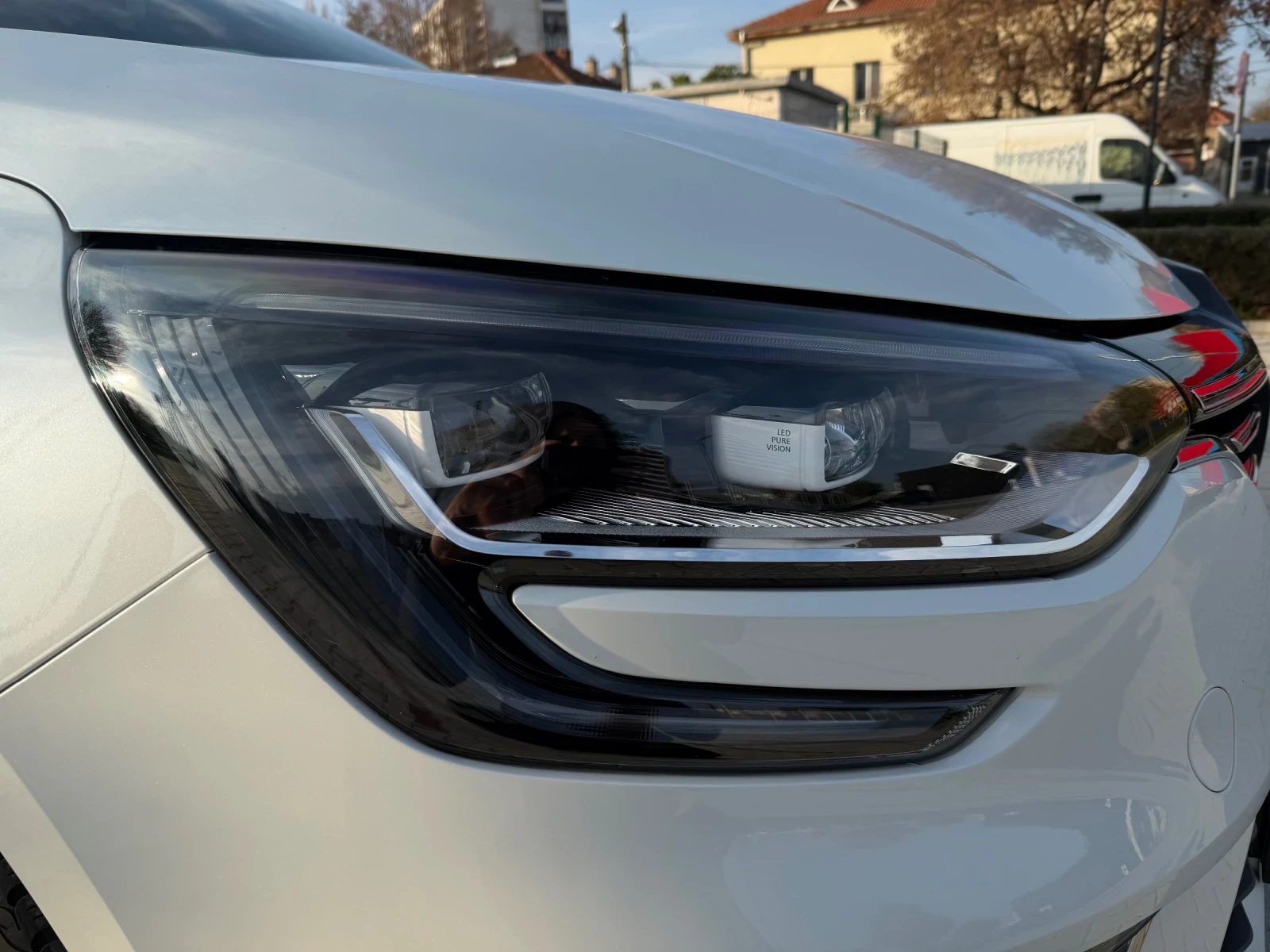 Renault Megane 1.5 DCI 115 Intens FULL LED EDC 7 - изображение 6