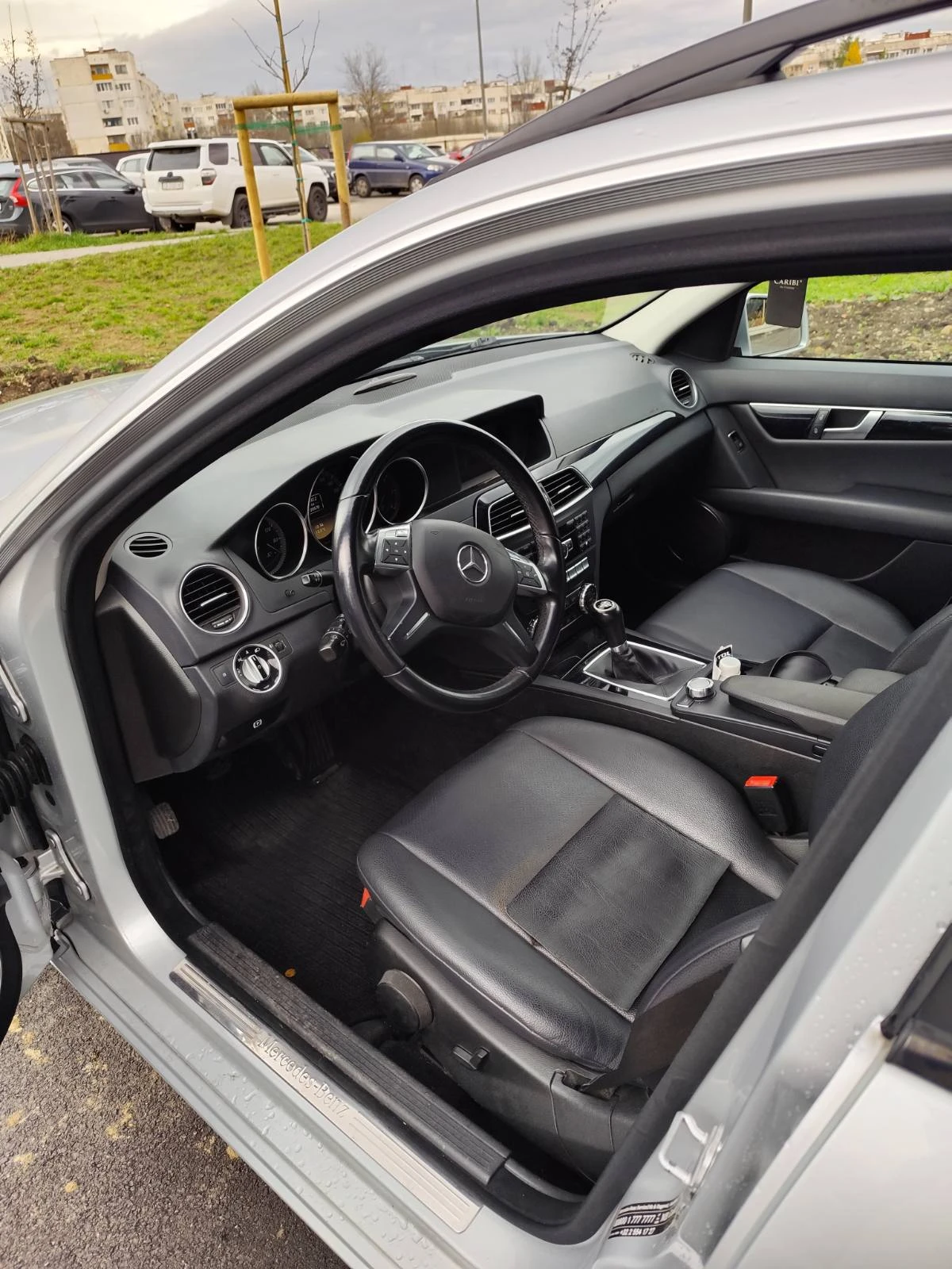 Mercedes-Benz C 180  - изображение 9