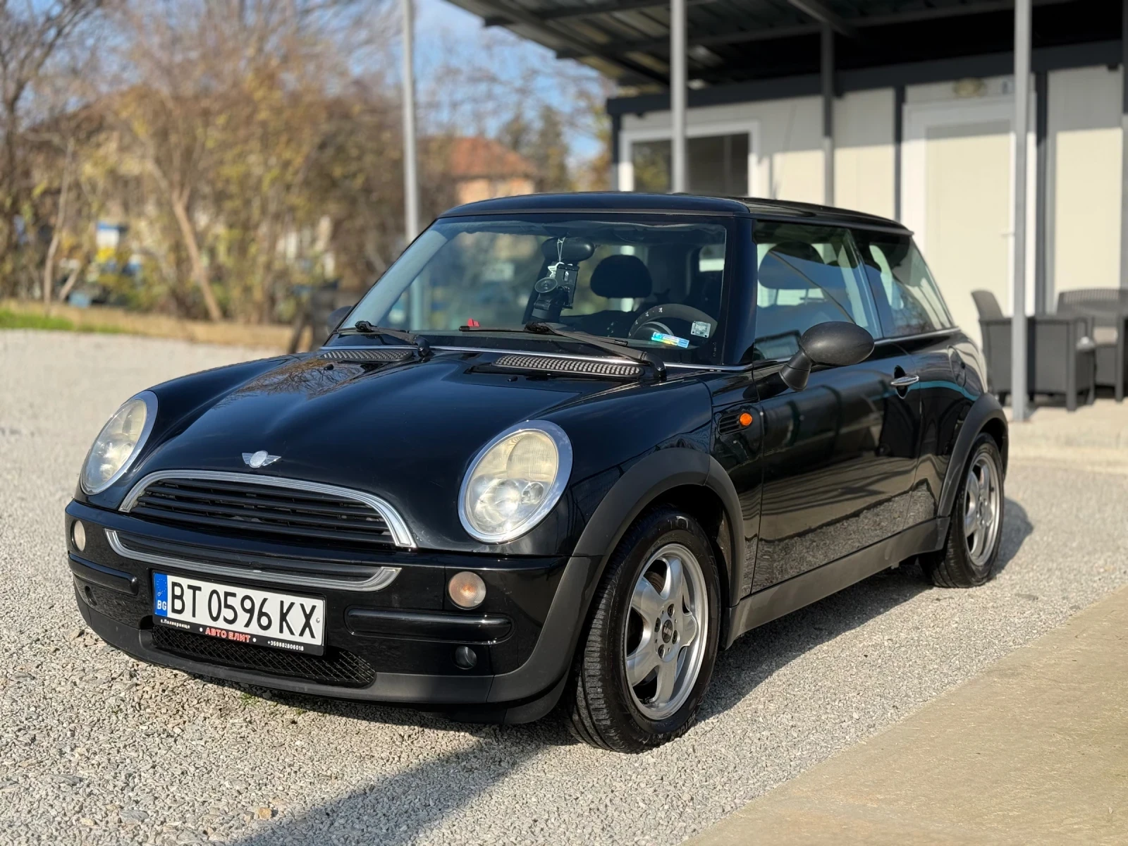 Mini Cooper 1.6i* 90кс* КЛИМАТИК* НОВИ ГУМИ  - изображение 3