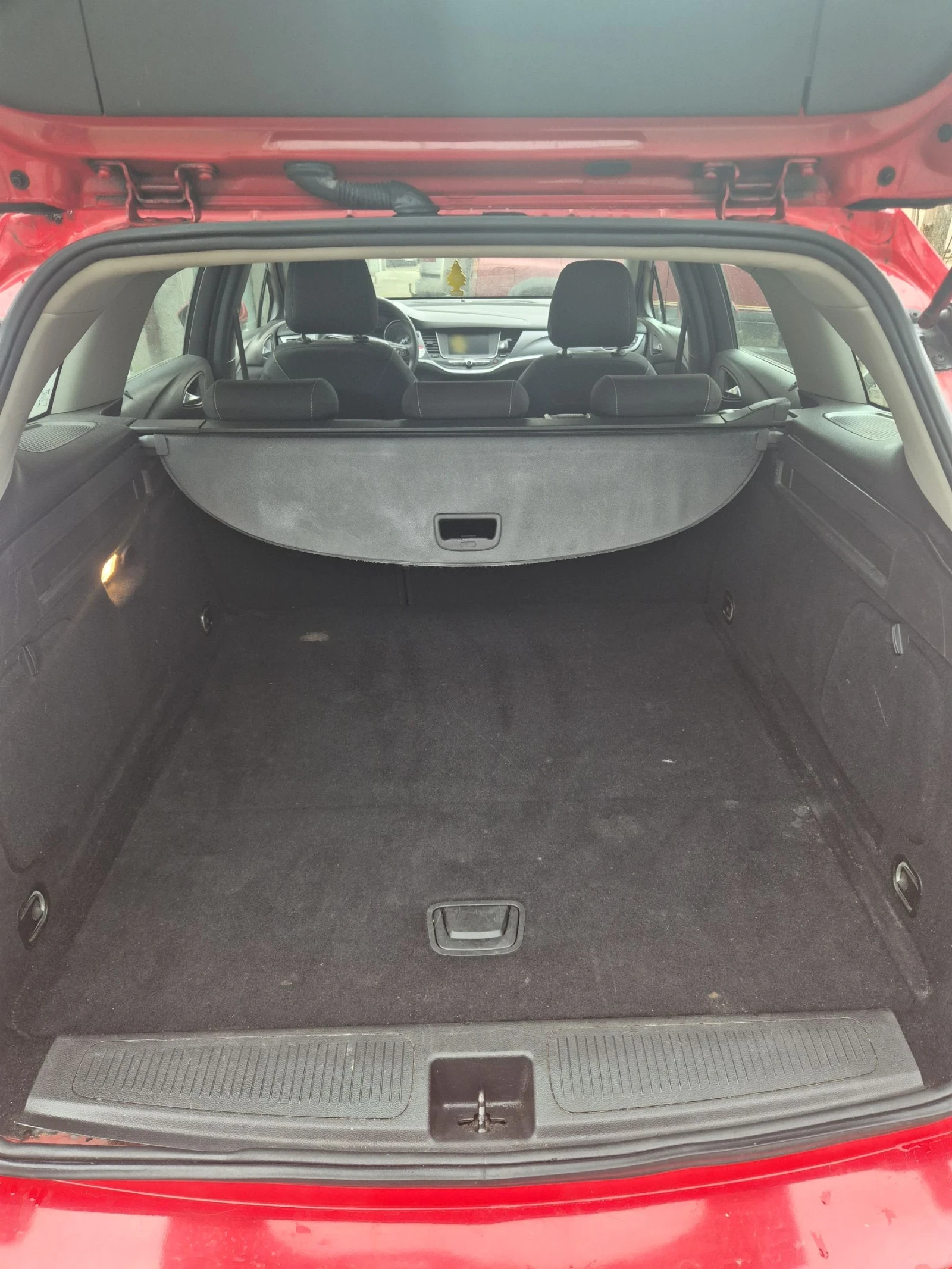 Opel Astra Комби - изображение 7