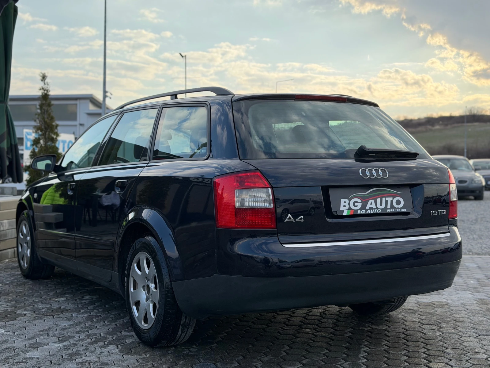 Audi A4 * 198 ХИЛЯДИ* 1.9 TDI-131* 6 СКОРОСТИ* , снимка 6 - Автомобили и джипове - 54001112