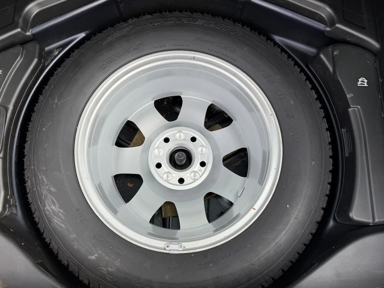 Audi A4 * 198 ХИЛЯДИ* 1.9 TDI-131* 6 СКОРОСТИ* , снимка 8 - Автомобили и джипове - 54001112