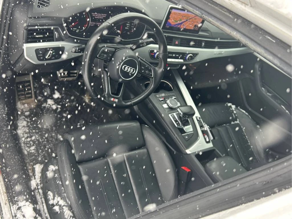 Audi A4 Progressiv * CARFAX* ОТ ПРЕДСТАВИТЕЛСВТО, снимка 9 - Автомобили и джипове - 54094464