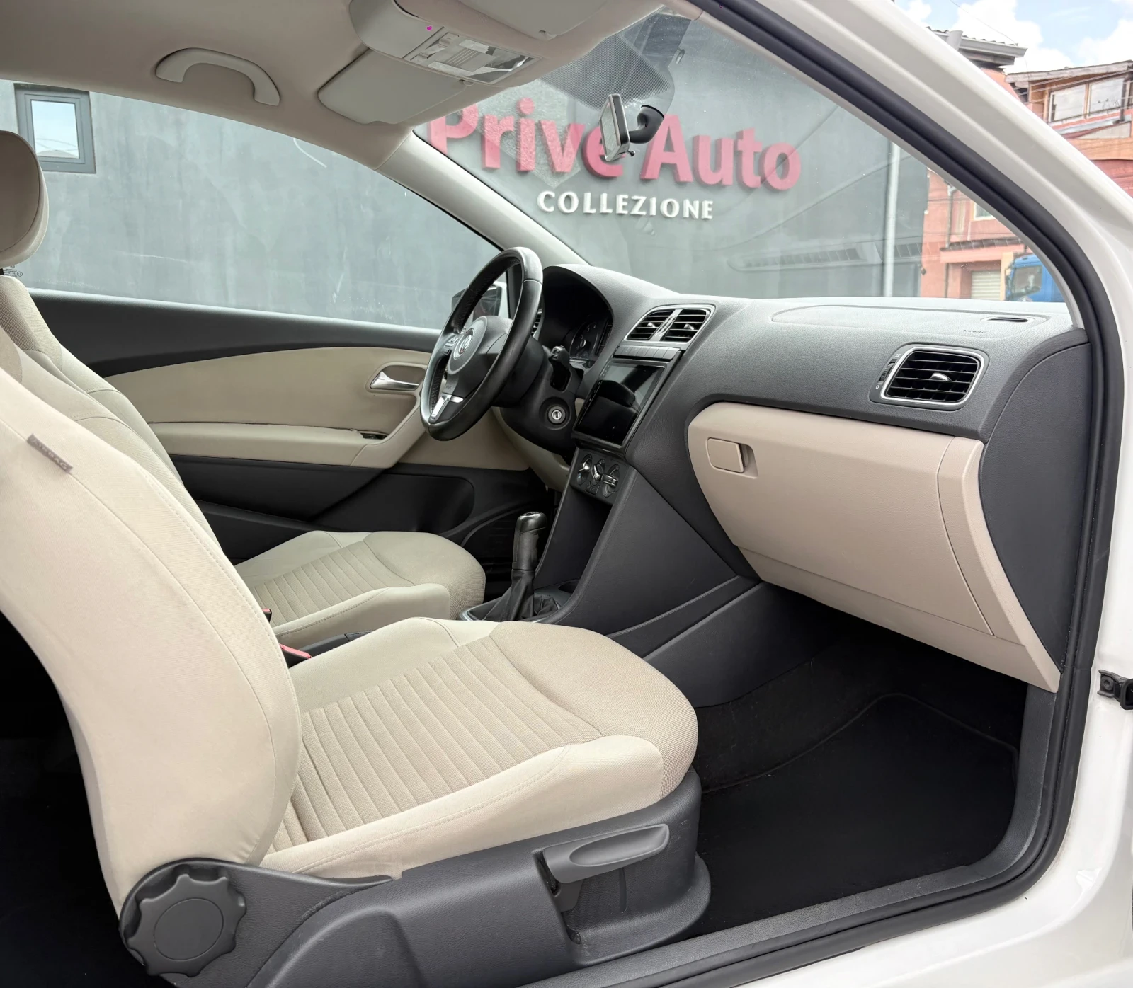 VW Polo 1.6LPG, 80 000км, ФАБРИЧНА ГАЗ, EURO 5B, снимка 11 - Автомобили и джипове - 54565397