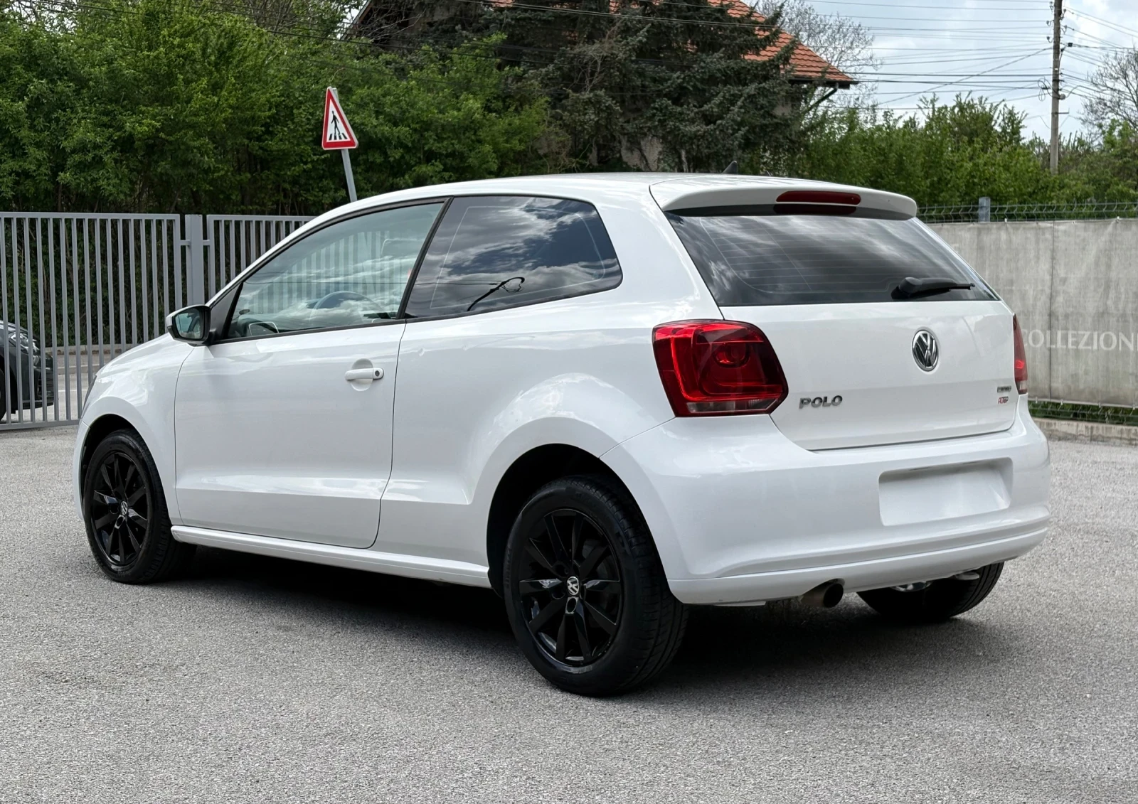 VW Polo 1.6LPG, 80 000км, ФАБРИЧНА ГАЗ, EURO 5B, снимка 4 - Автомобили и джипове - 54565397