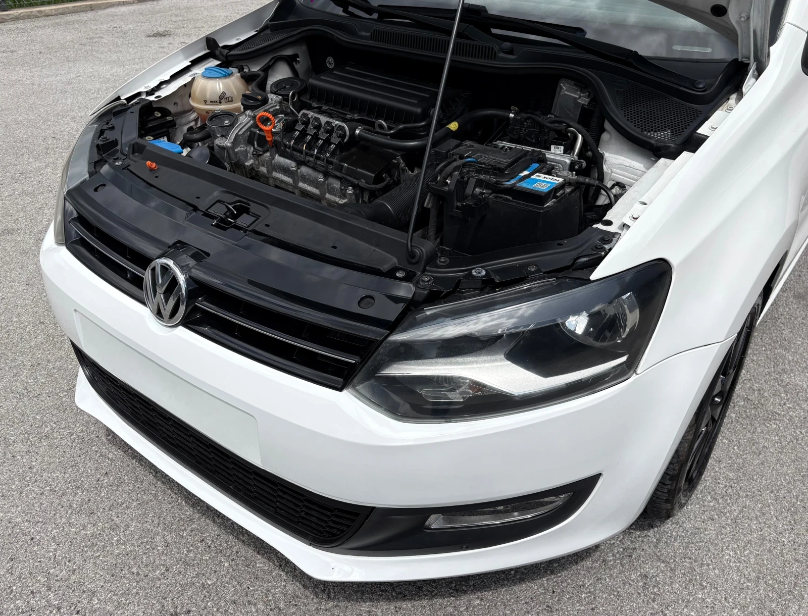 VW Polo 1.6LPG, 80 000км, ФАБРИЧНА ГАЗ, EURO 5B, снимка 17 - Автомобили и джипове - 54565397