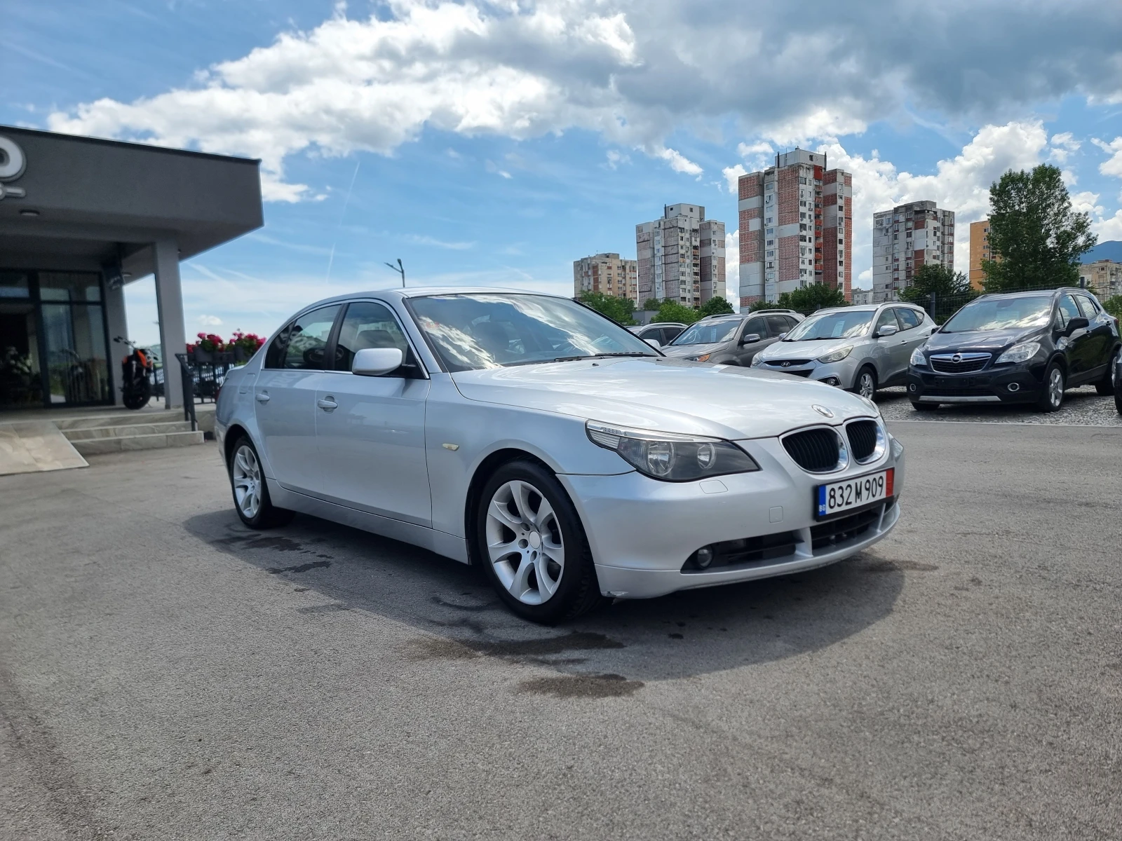 BMW 530 3.0D, снимка 8 - Автомобили и джипове - 54762204
