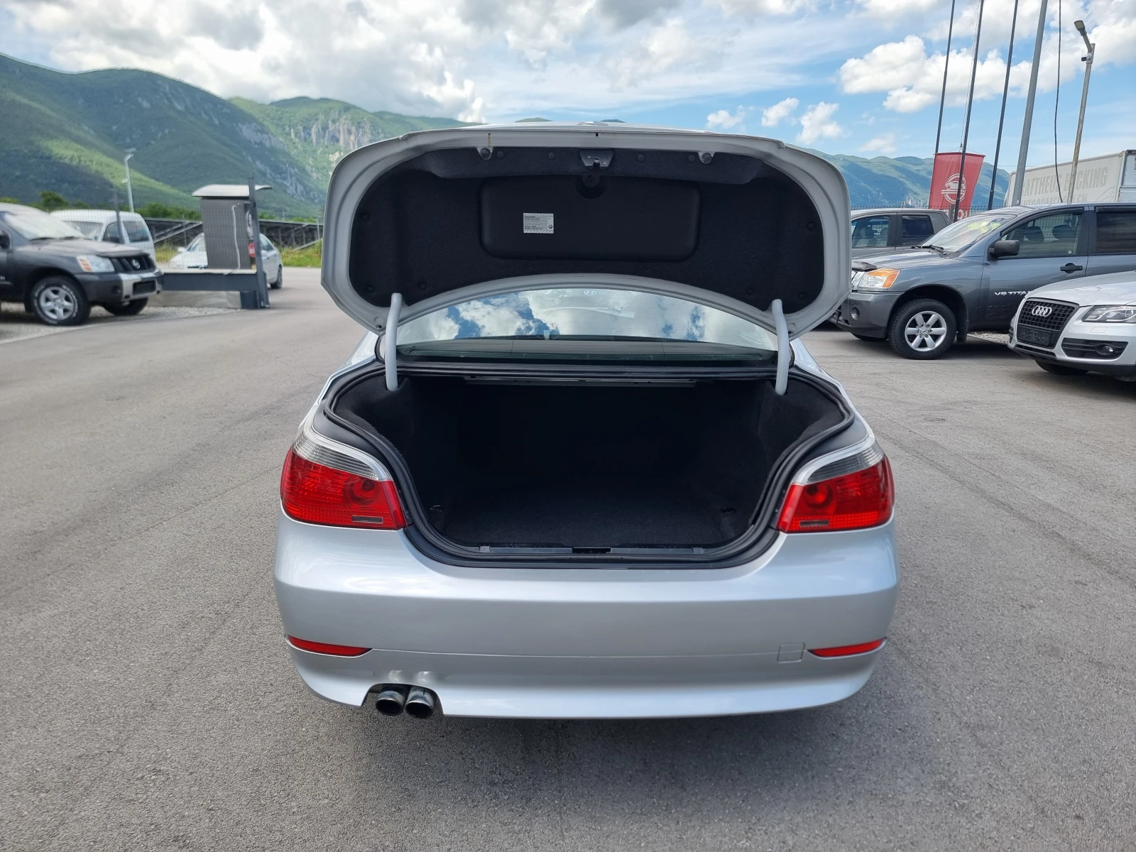 BMW 530 3.0D, снимка 13 - Автомобили и джипове - 54762204