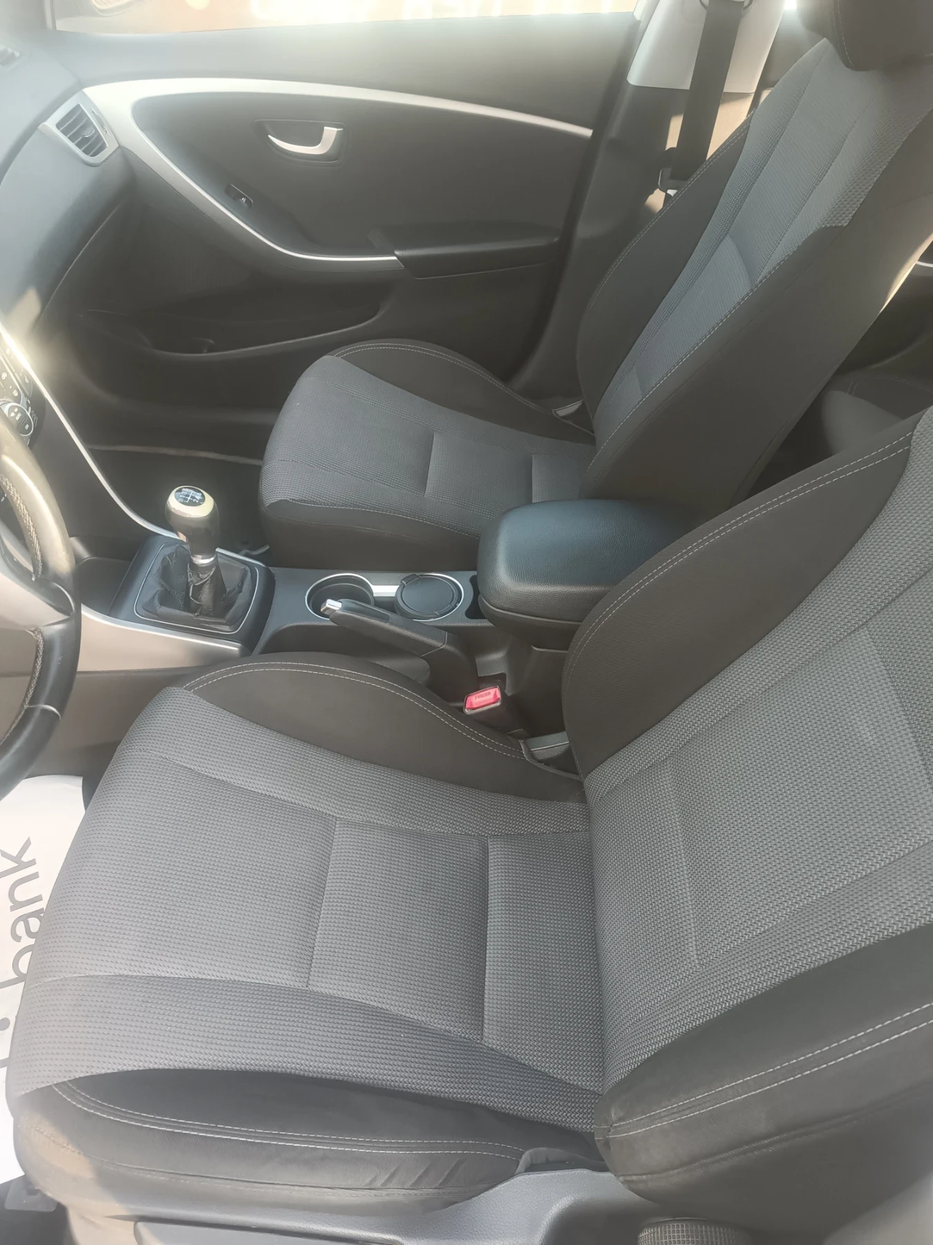 Hyundai I30 1, 6 CRDi, COMFORT EDITION, KAMERA, LED, ЛИЗИНГ , снимка 6 - Автомобили и джипове - 55149582